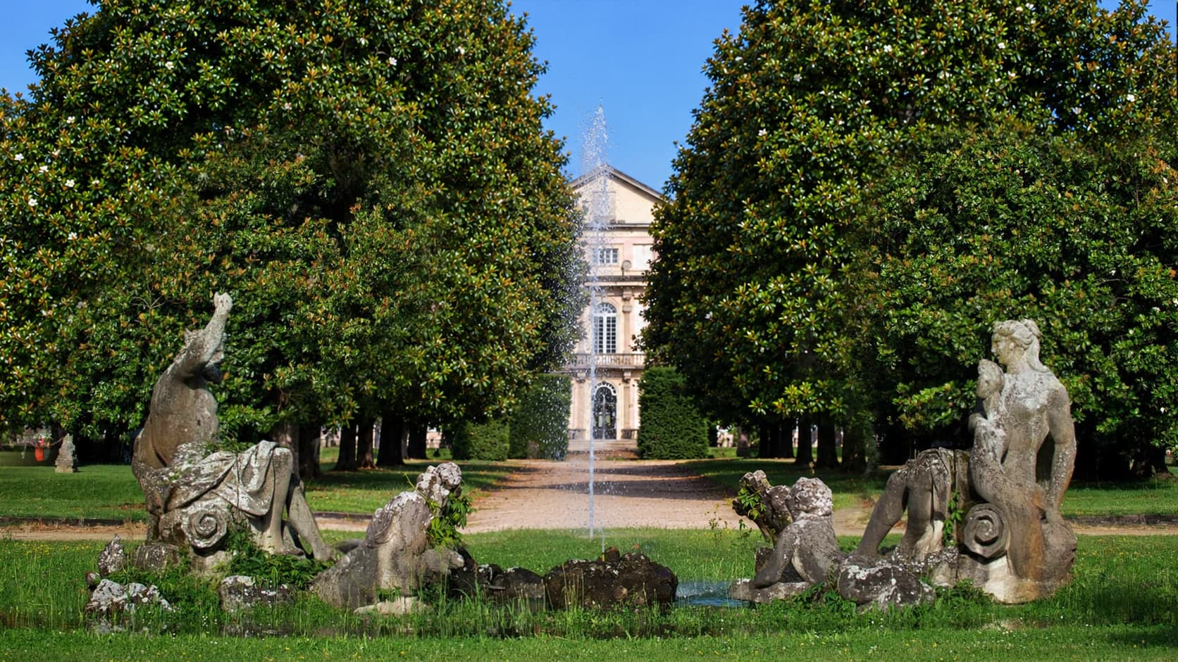 Fontana del Castello di Belgioioso prima del restauro